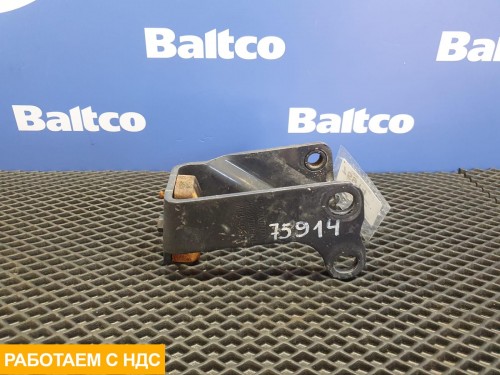 Кронштейн торсиона кабины